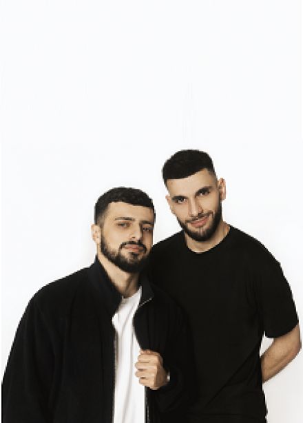 Jakone &amp; A V G